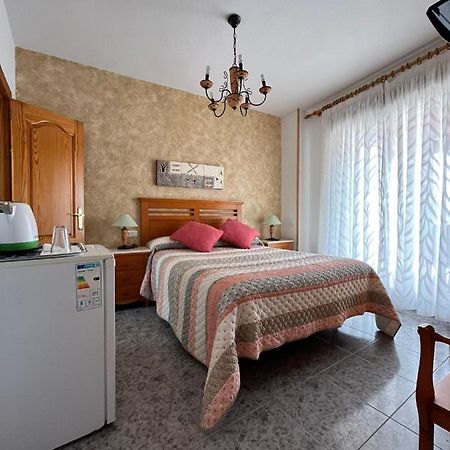 Pension Mari Carmen Салобренья Екстер'єр фото
