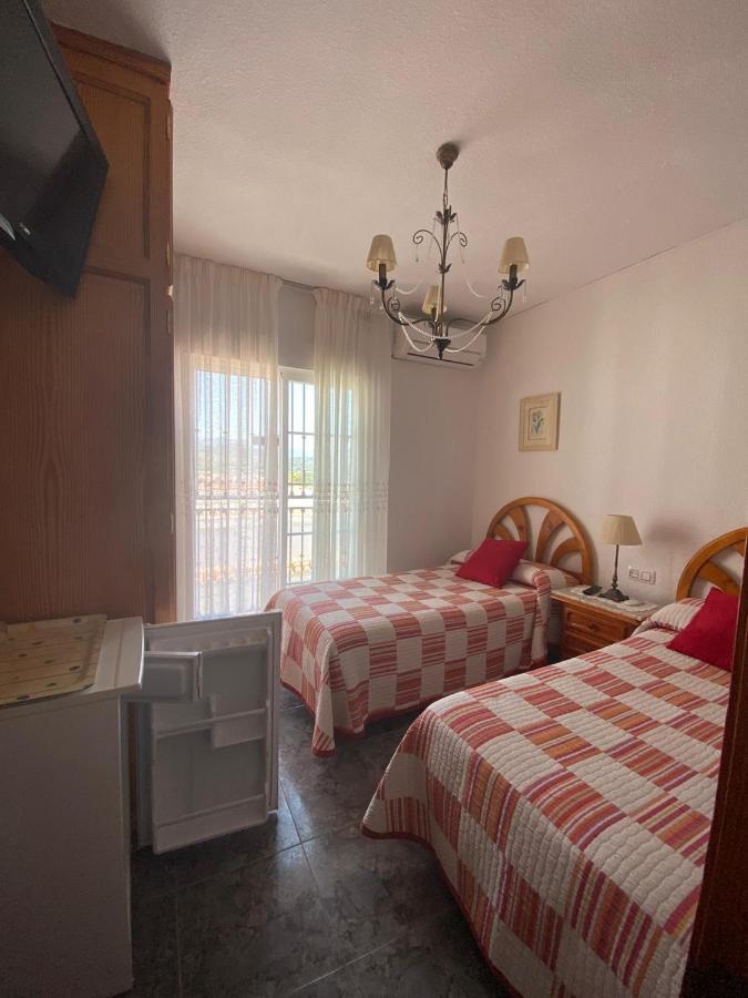 Pension Mari Carmen Салобренья Екстер'єр фото
